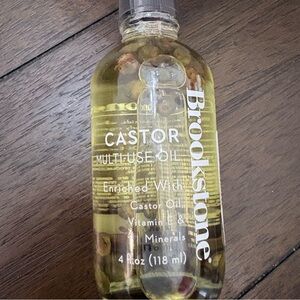 Brookstone Castor Multi-Use Oil - Yellow Tint